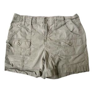 Style & Co Cargo Pocket Shorts Size 6